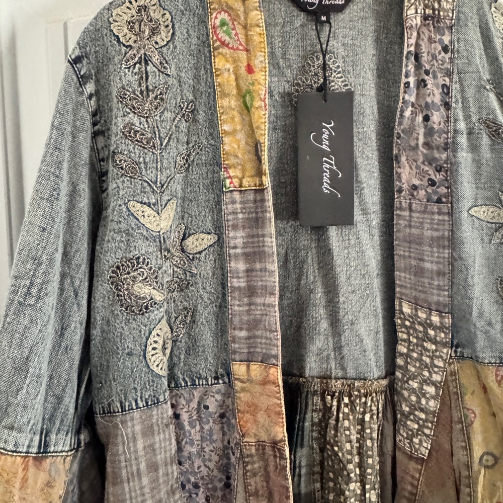 Young Threads Boutique Boho Kimono Shrug Patchwork Embroidered Top NWT M - Picture 6 of 11